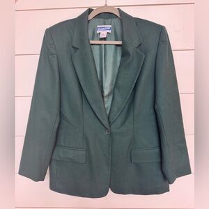 Pendleton Petite Women's Vintage Green Blazer
Size 10